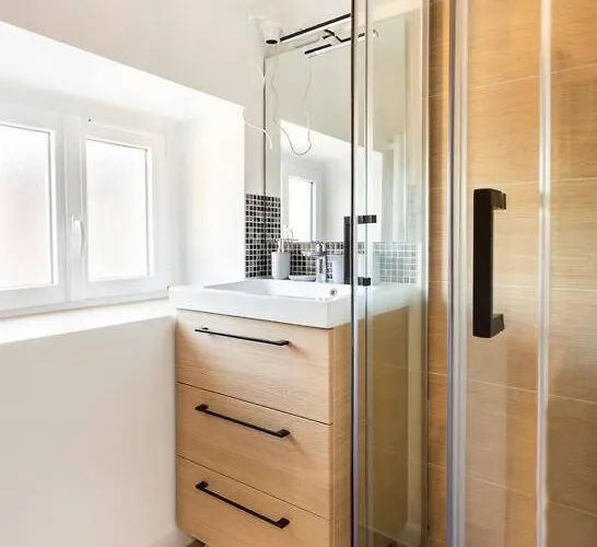 Apartamento T2- Le Bon Accueil / Wifi / Parking *